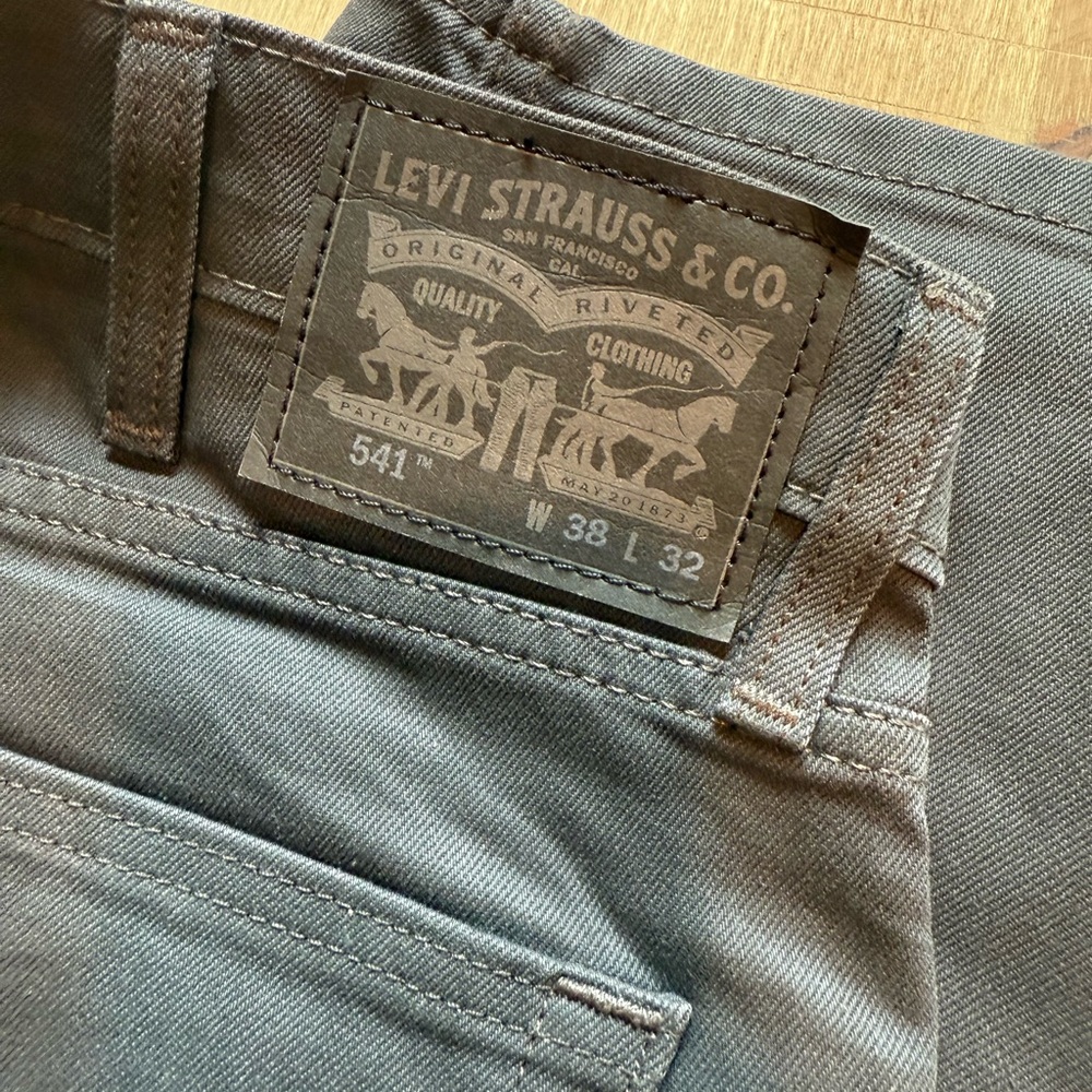 Levi's Gray Jeans